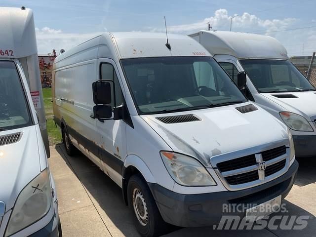 Dodge Sprinter Изотермический фургон