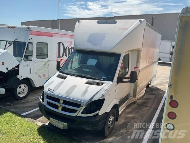 Dodge Sprinter Цельнометаллический фургоны