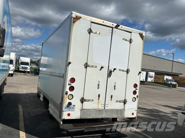 Dodge Sprinter Цельнометаллический фургоны