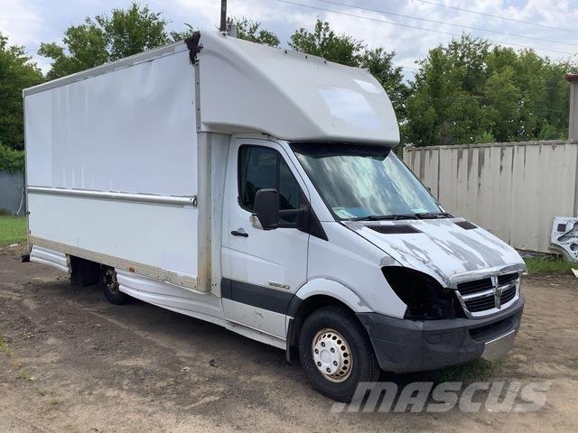 Dodge Sprinter Цельнометаллический фургоны