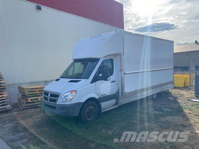 Dodge Sprinter Цельнометаллический фургоны