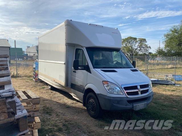 Dodge Sprinter Цельнометаллический фургоны