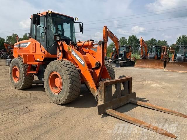 Doosan DL200-5 Фронтальные погрузчики