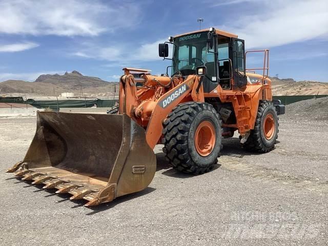 Doosan DL300-5 Фронтальные погрузчики