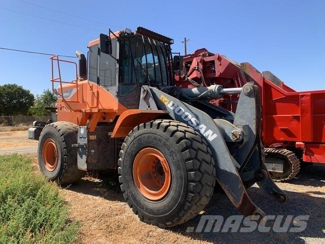 Doosan DL300-5 Фронтальные погрузчики