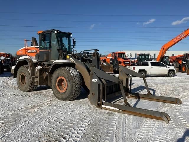 Doosan DL320-7 Фронтальные погрузчики