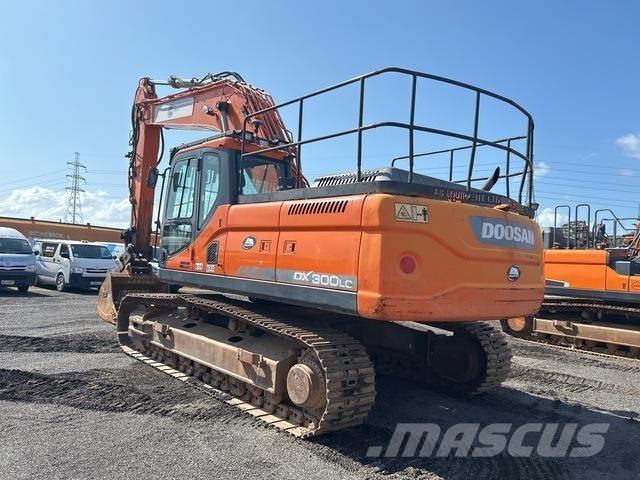 Doosan DX300LC Гусеничные экскаваторы