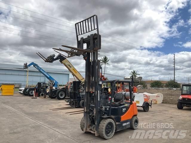 Doosan G30E3-5 Строительная техника - Другие