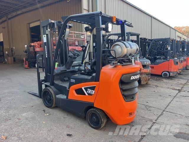 Doosan GC33S-9 Другие складские механизмы