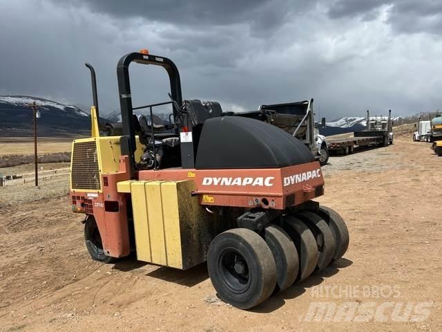 Dynapac CP142 Пневматические катки