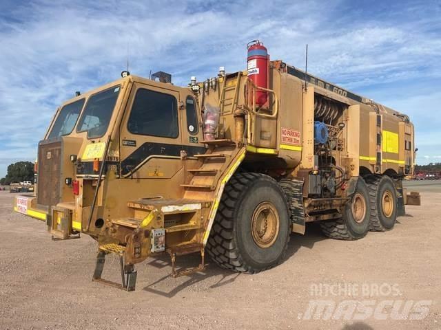  EMT 600 Грузовики-цистерны