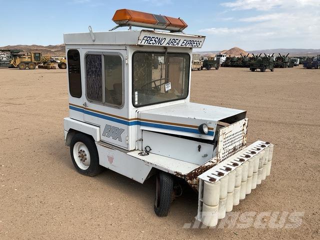  FAX Складские электротягачи