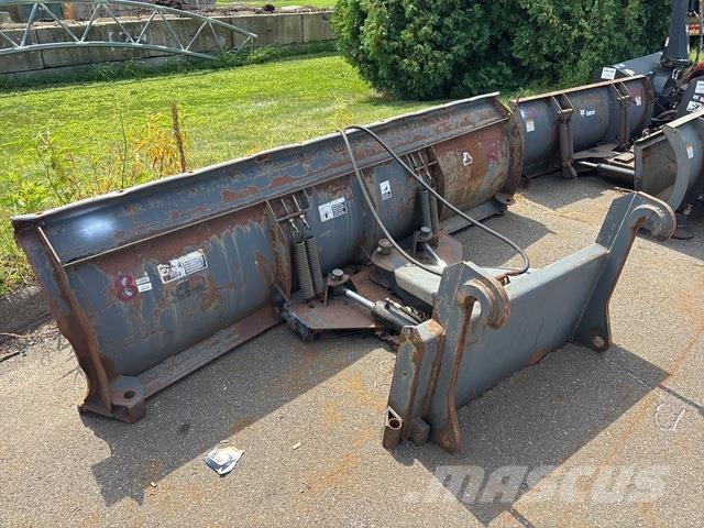 FFC  Снежные отвалы и плуги