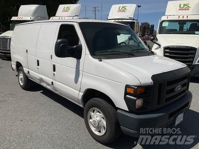 Ford E-150 Изотермический фургон