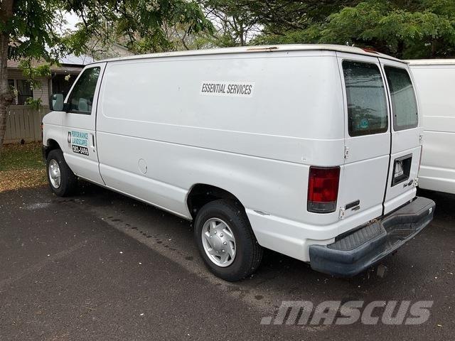 Ford E-150 Изотермический фургон