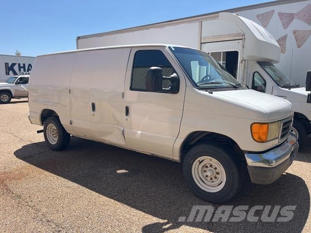 Ford E-150 Изотермический фургон