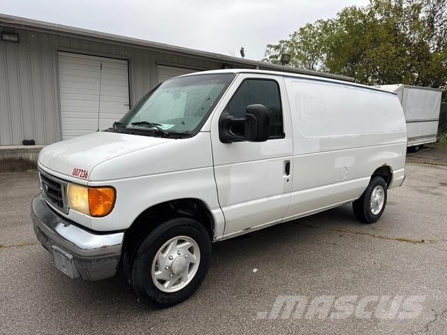 Ford E-150 Изотермический фургон