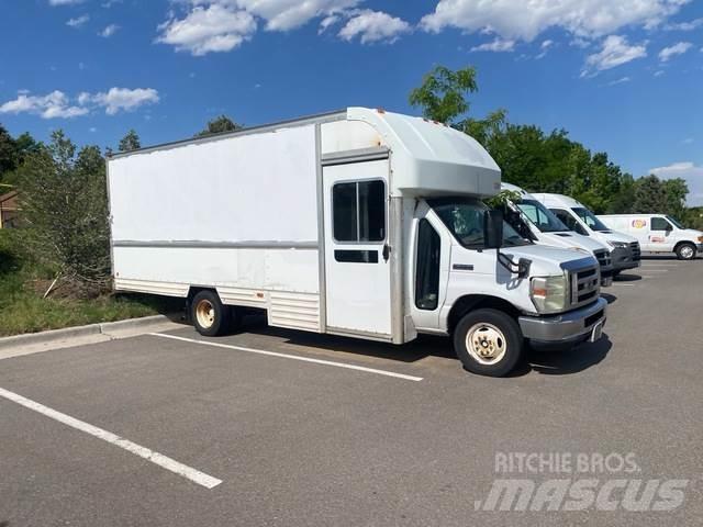 Ford E-350 Изотермический фургон