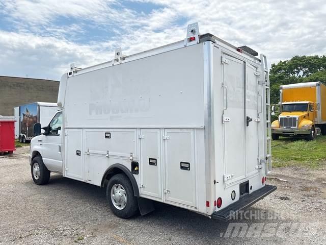 Ford E-350 Изотермический фургон