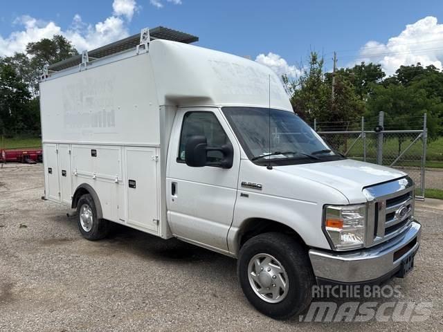 Ford E-350 Изотермический фургон