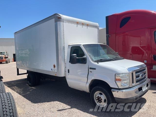 Ford E-350 Грузовики-Фургоны