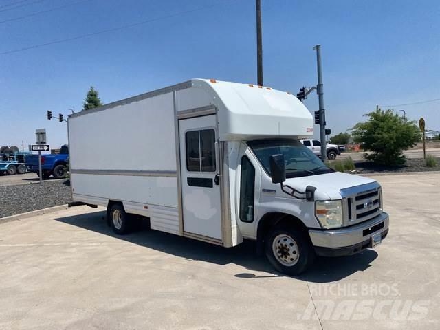 Ford E-350 Изотермический фургон