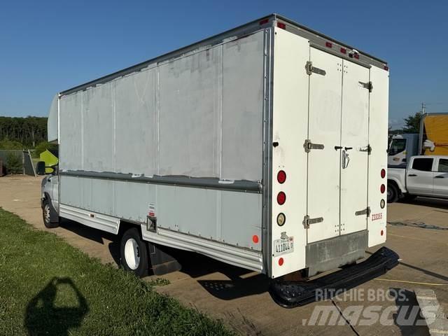 Ford E-350 Изотермический фургон