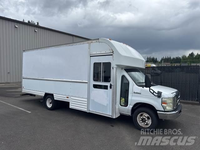 Ford E-350 Изотермический фургон