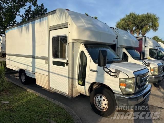 Ford E-350 Изотермический фургон