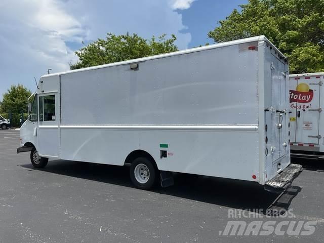 Ford E-350 Цельнометаллический фургоны