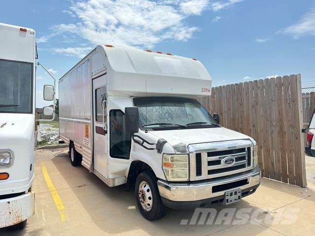 Ford E-350 Изотермический фургон