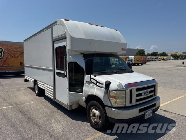 Ford E-350 Изотермический фургон