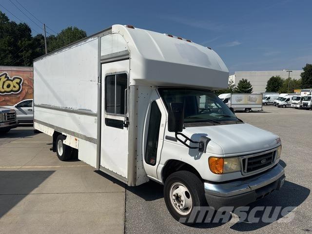 Ford E-350 Изотермический фургон