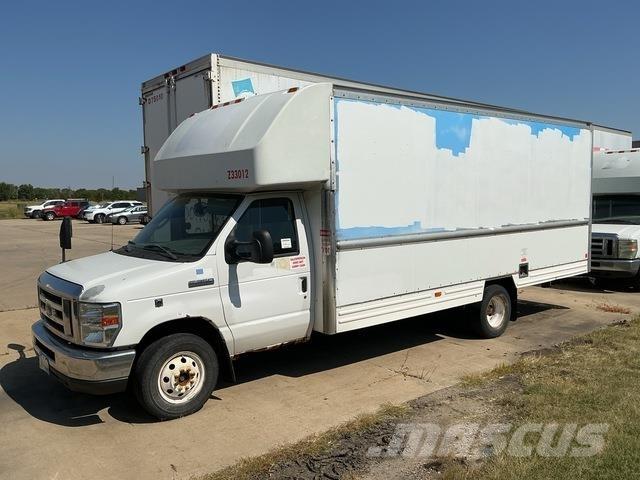Ford E-350 Грузовики-Фургоны