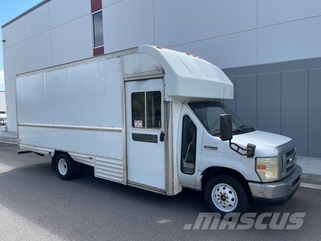 Ford E-350 Грузовики-Фургоны
