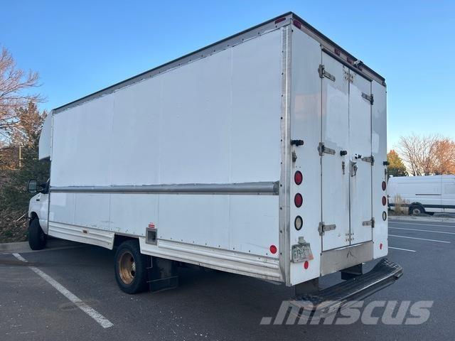 Ford E-350 Изотермический фургон