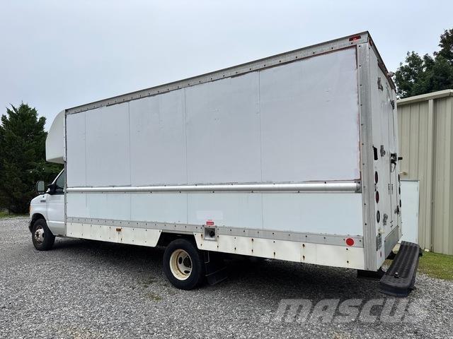 Ford E-350 Изотермический фургон