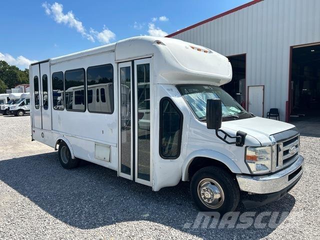 Ford E-350 Микроавтобусы