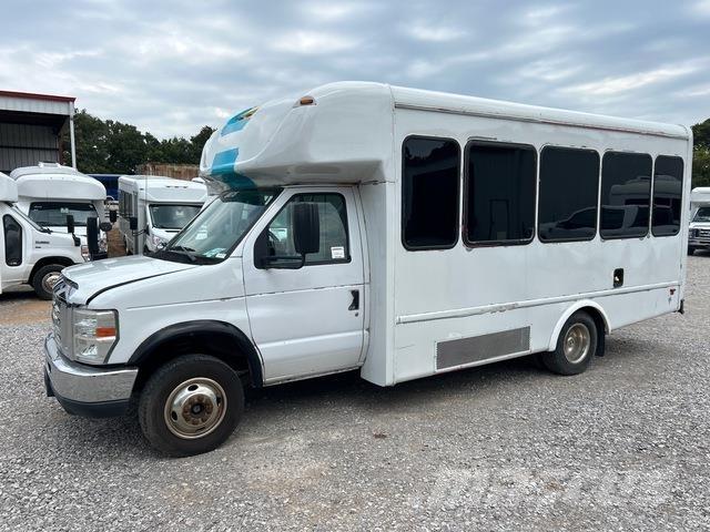 Ford E-350 Микроавтобусы