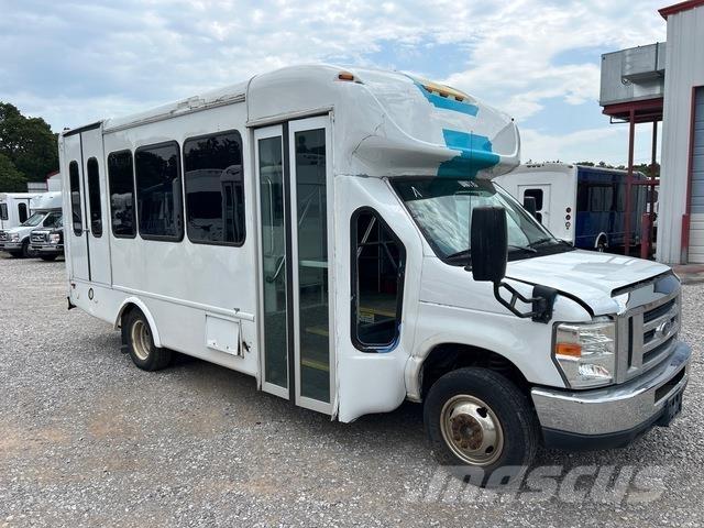 Ford E-350 Микроавтобусы