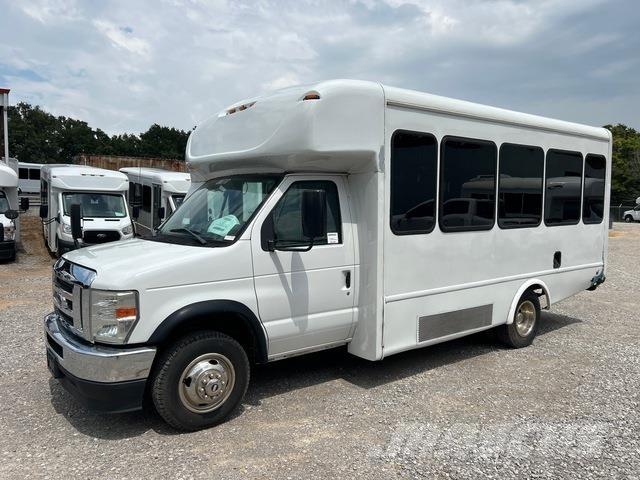 Ford E-350 Микроавтобусы