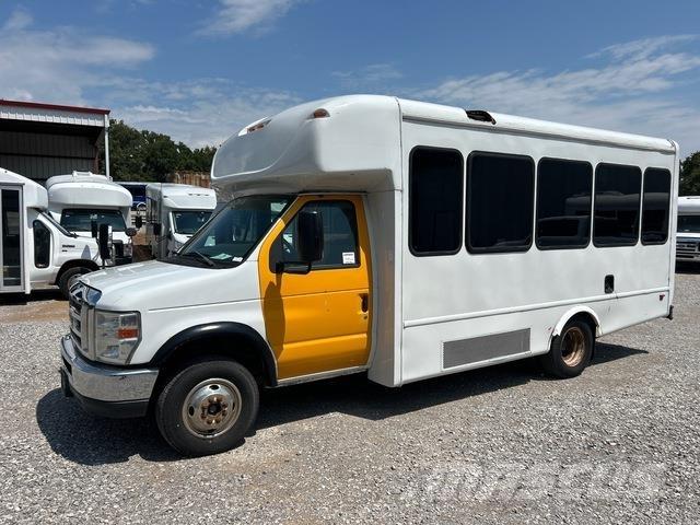 Ford E-350 Микроавтобусы
