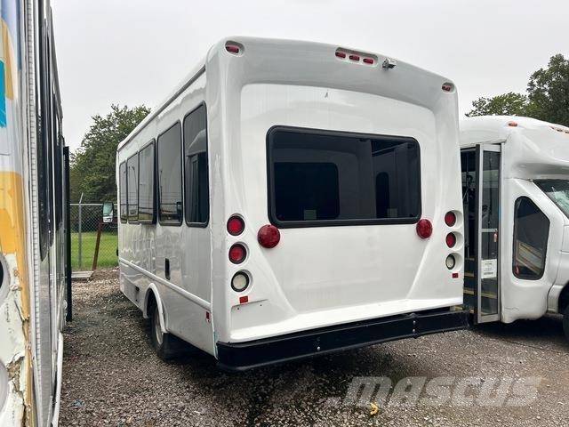Ford E-350 Микроавтобусы