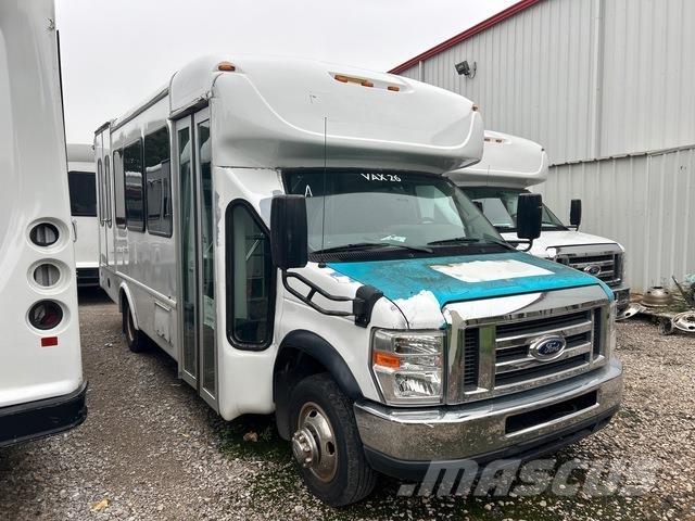 Ford E-350 Микроавтобусы