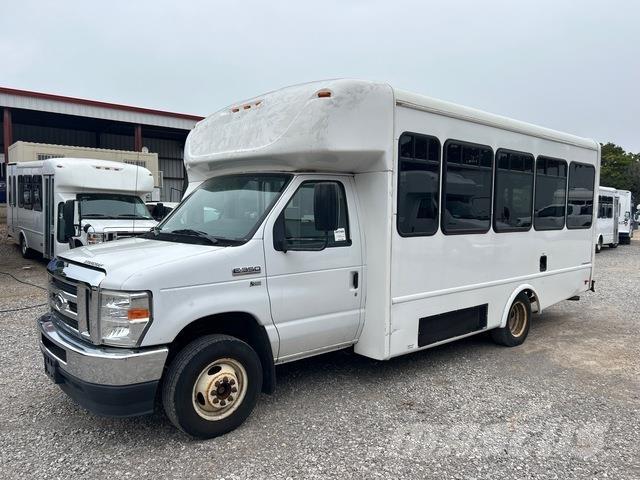 Ford E-350 Микроавтобусы