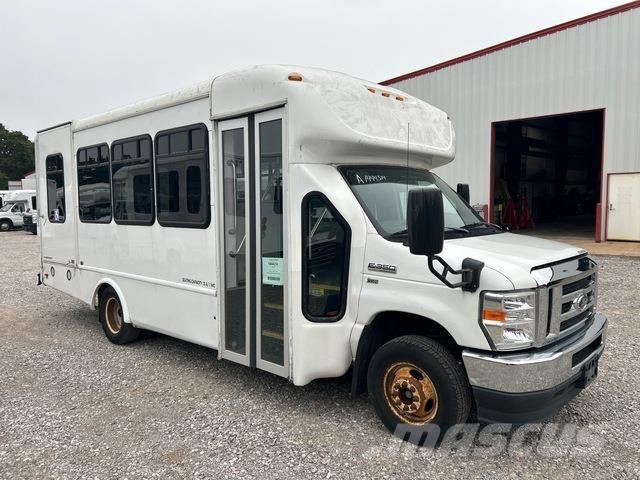 Ford E-350 Микроавтобусы