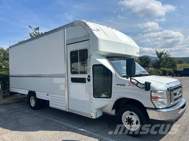 Ford E-350 Грузовики-Фургоны
