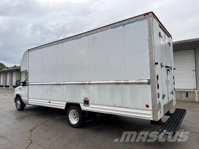 Ford E-350 Изотермический фургон