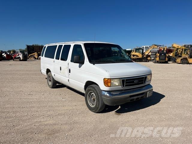 Ford E-350 Легковые автомобили