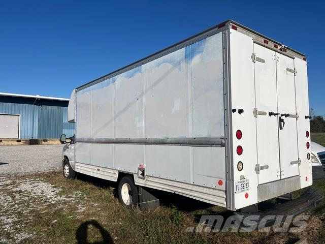 Ford E-350 Изотермический фургон